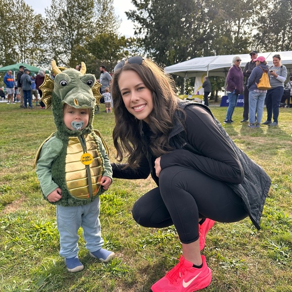 Meet your Posher, Chelsea - Picture 2 of 4